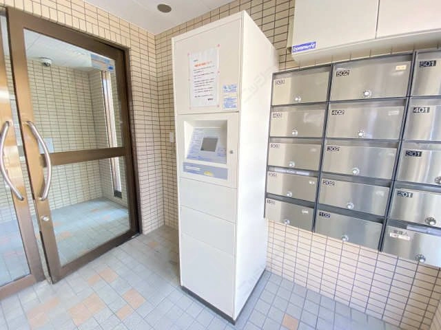 宅配ボックス