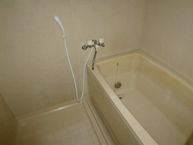 黄桜名古屋ハイツ 4階 浴室