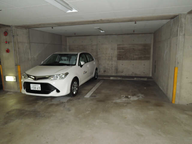 地下駐車場