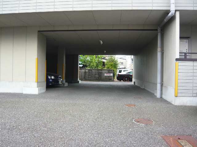 敷地内駐車場