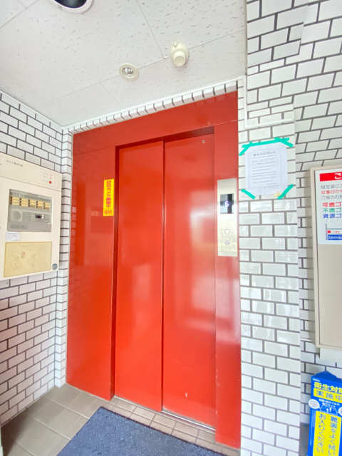 スカイハイム志賀 6階 エレベーター