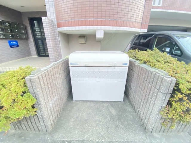 敷地内ゴミ置き場