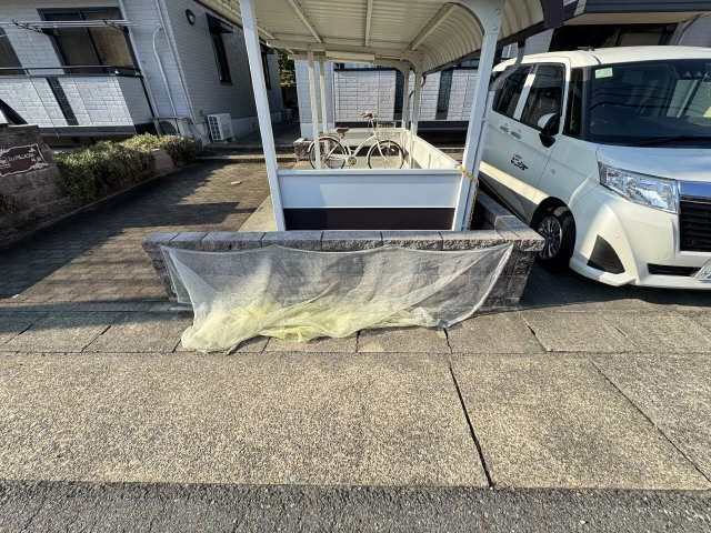 敷地内ゴミ置き場