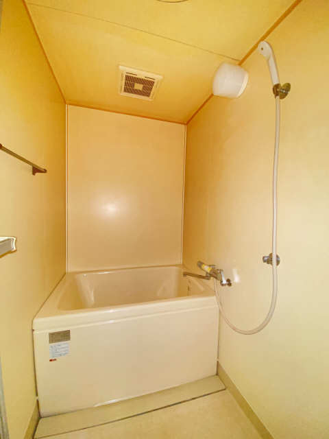 金田シャトー 3階 浴室