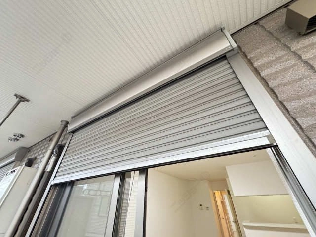 シャッター雨戸