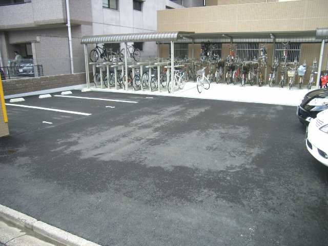 駐車場（平）