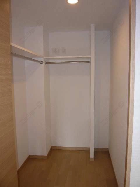 大型クローゼット