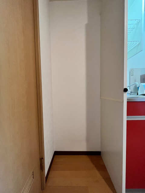 冷蔵庫置き場