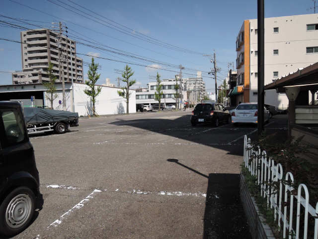 サンマンション 7階 駐車場