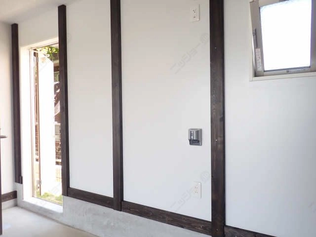 電気自動車充電コンセント