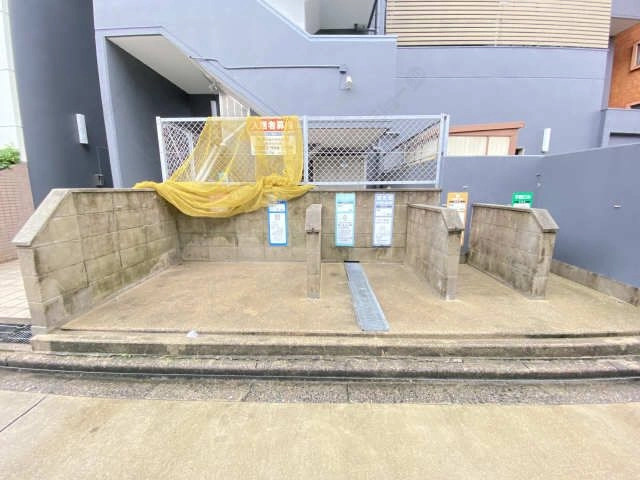 敷地内ゴミ置場