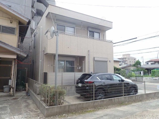 東側外観