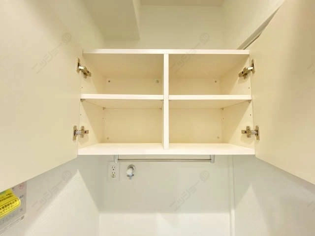 トイレ上部収納