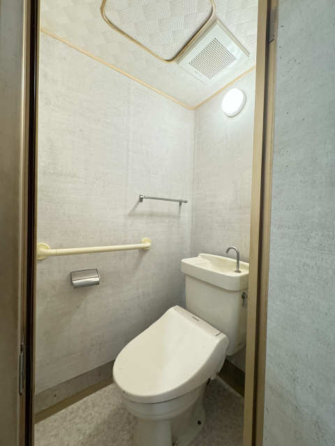 WC