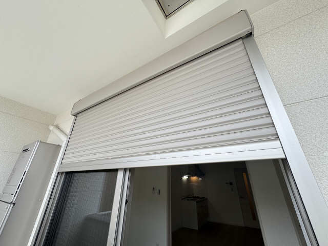 シャッター雨戸