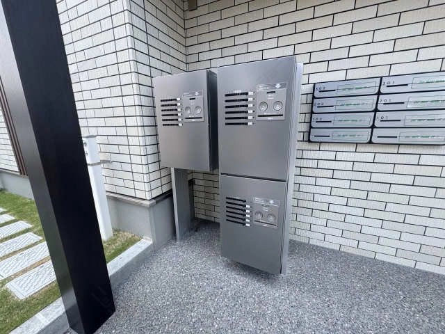 宅配ボックス