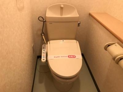 コンフォート・サラ 2階 WC