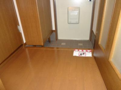 玄��関