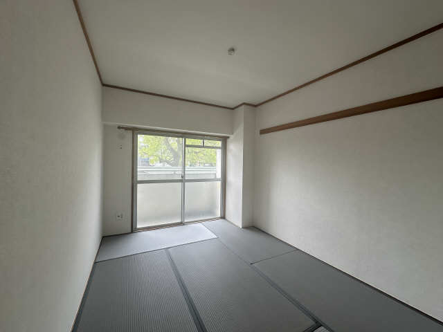 ハウス徳川 2階 和室