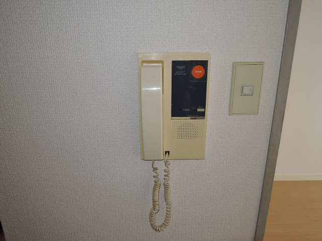 インターホン