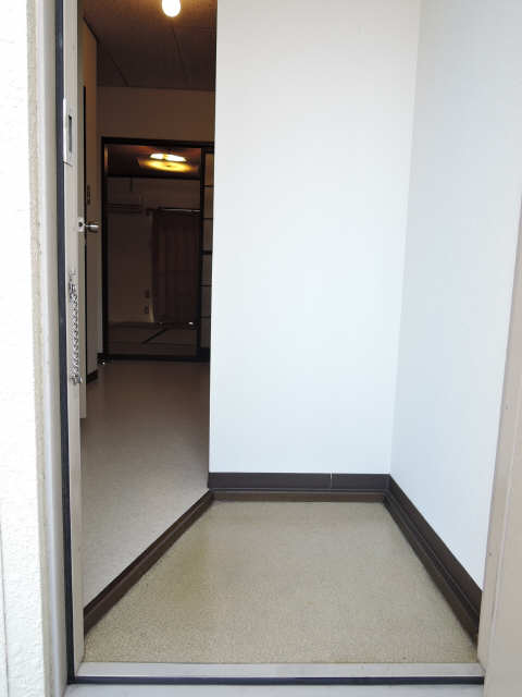 成瀬ハイツ 2階 玄関