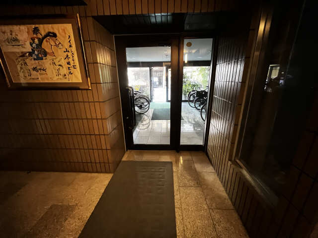 ノイエ・シュトラッセ山木田ビル 7階 ロビー