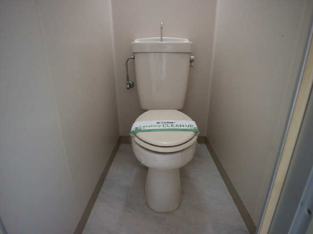 リバーサイド石川 3階 WC