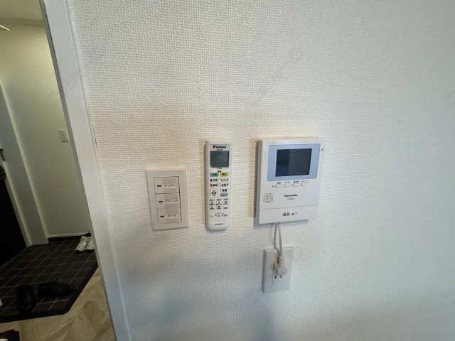 モニター付きインターホン