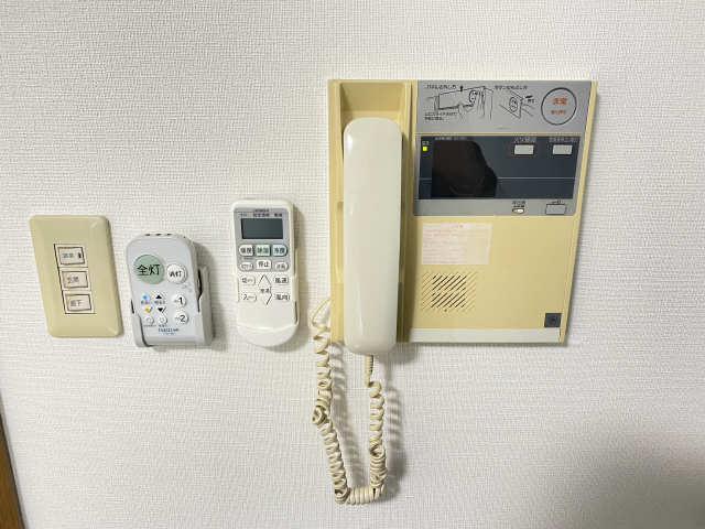 モニター付きインターホン