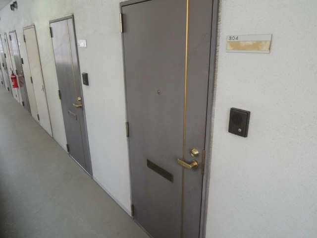 玄関ドア