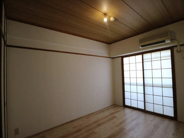 エスポア富士見台　１４０２号 14階 洋室