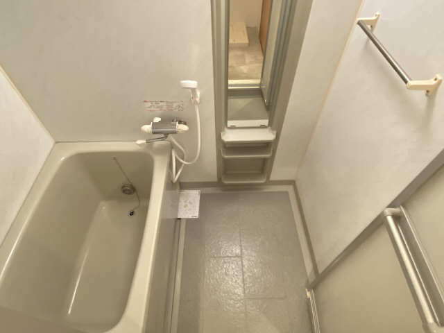 名駅・ドットマンション 10階 浴室