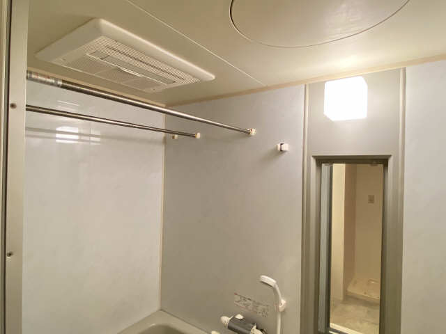 名駅・ドットマンション 10階 浴室換気扇