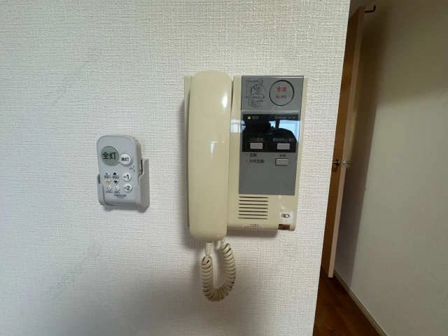 インターホン