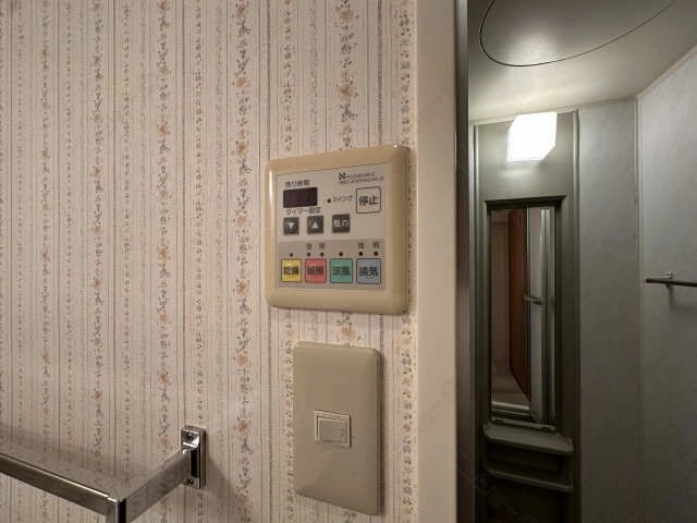 浴室乾燥機パネル