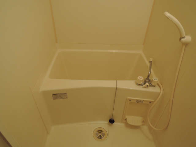 フィーブルサカエ 5階 浴室