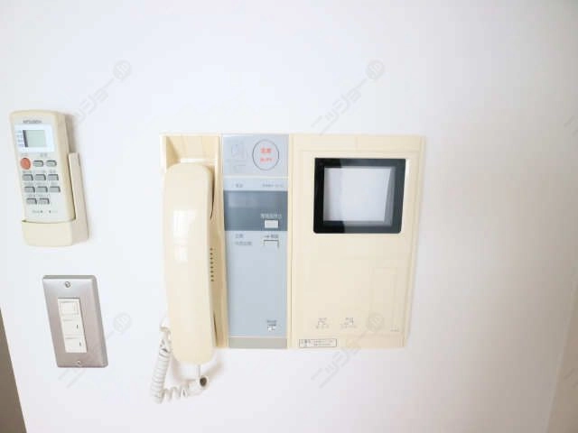 モニター付きインターホン