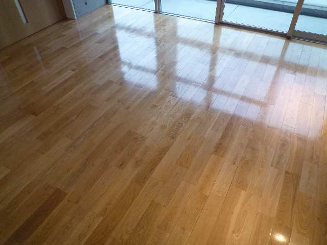フローリング
