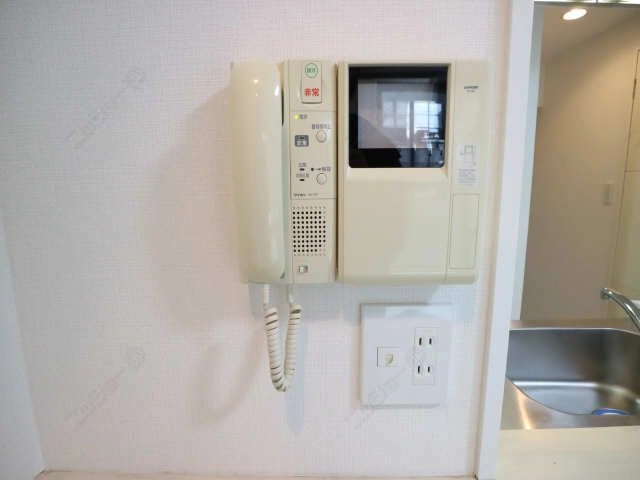 モニター付きインターホン