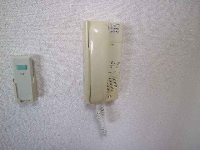 インターホン