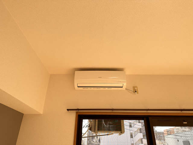 エアコン