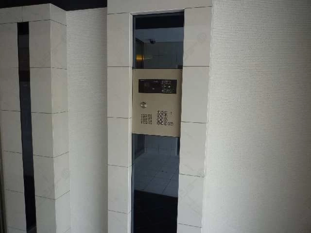 エントラス