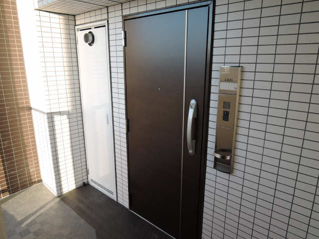 玄関ドア