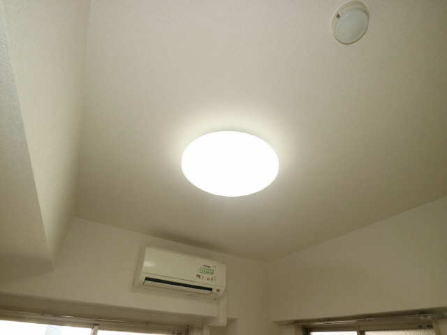 居室照明器具