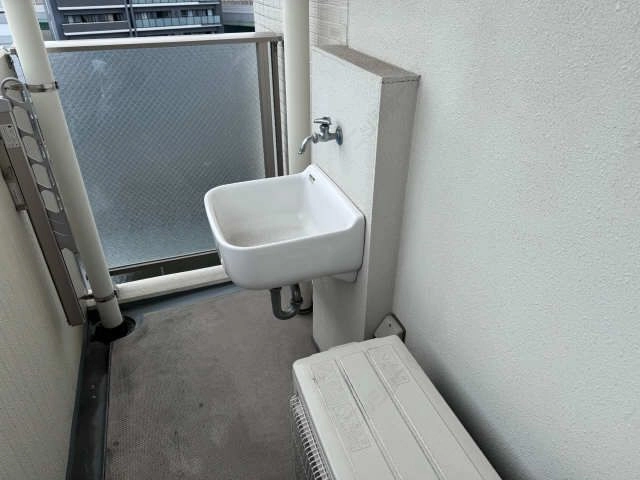 バルコニー手洗い