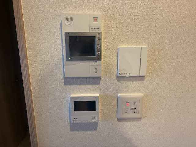 モニター付きインターホン