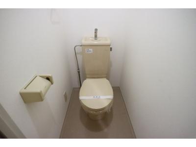 ドール久屋通 5階 WC