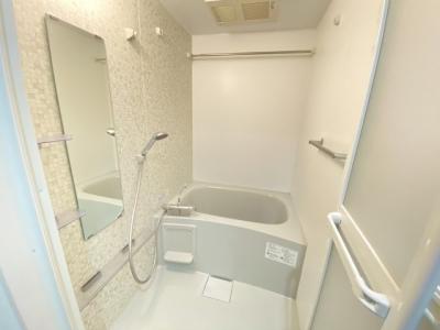 ルミナスパレス千代田 3階 浴室