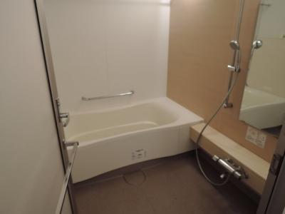 グラン・アベニュー 栄 12階 浴室