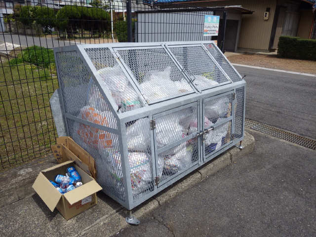 ゴミステーション